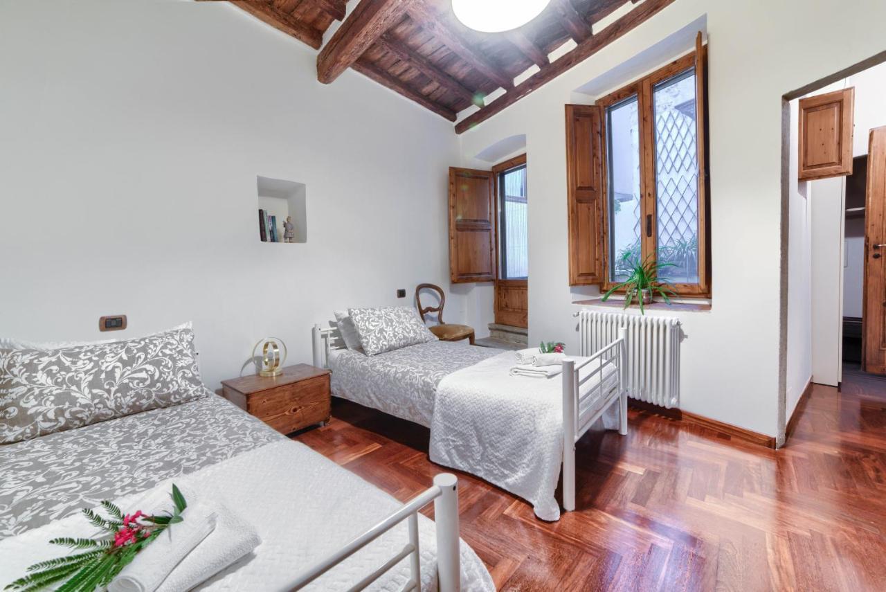 Apartment Lacosta Near Ponte Vecchio Florens Exteriör bild